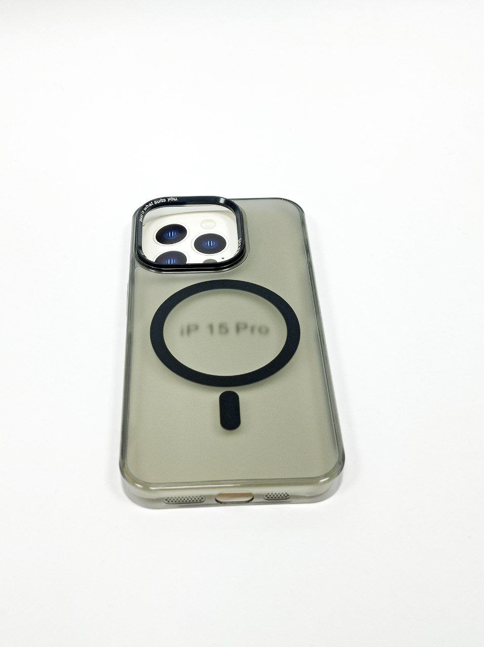 Чехол матовый пластик. IP 15 Pro