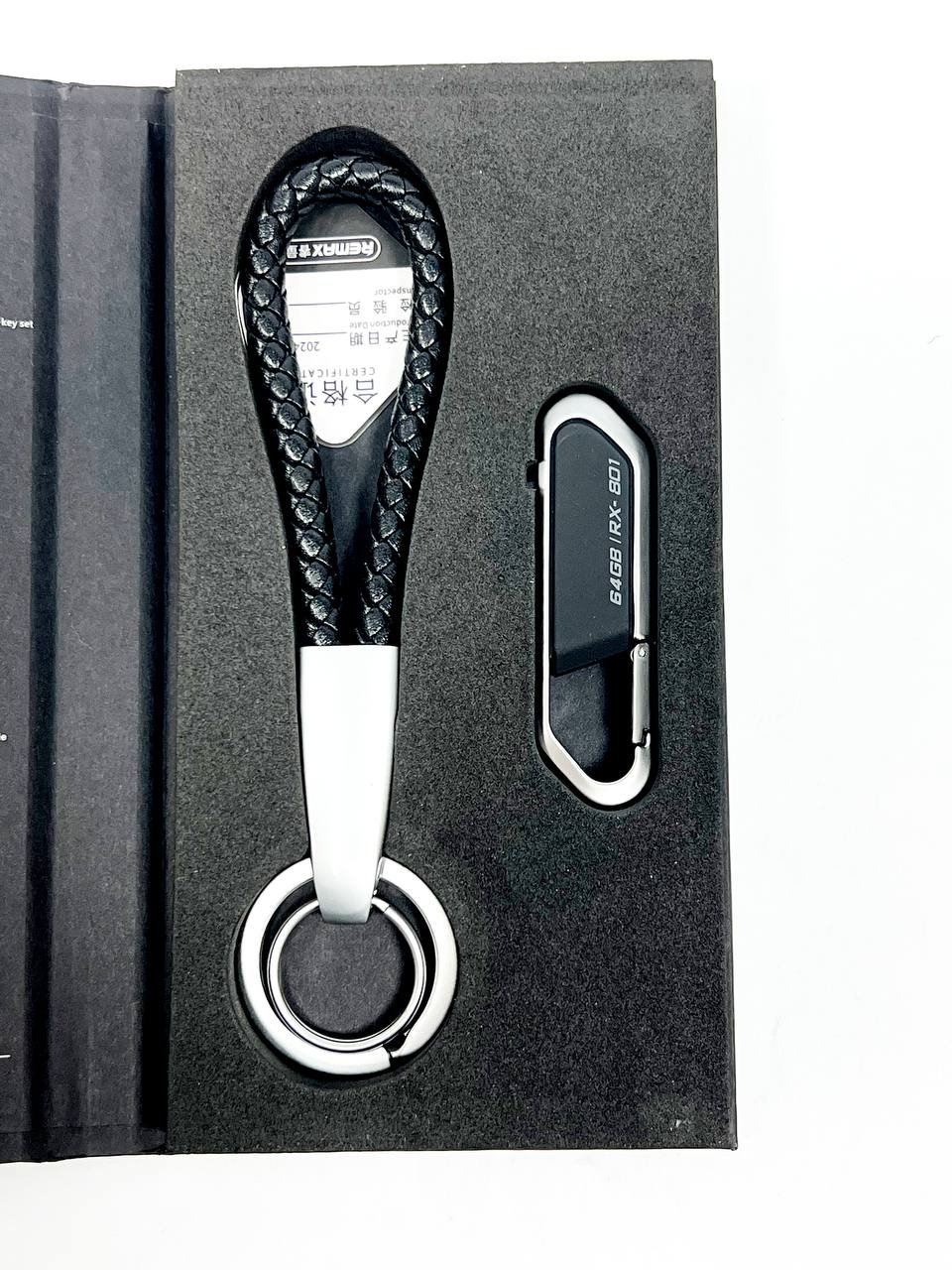 Флешка Remax 64GB с интерфейсом USB 2.0