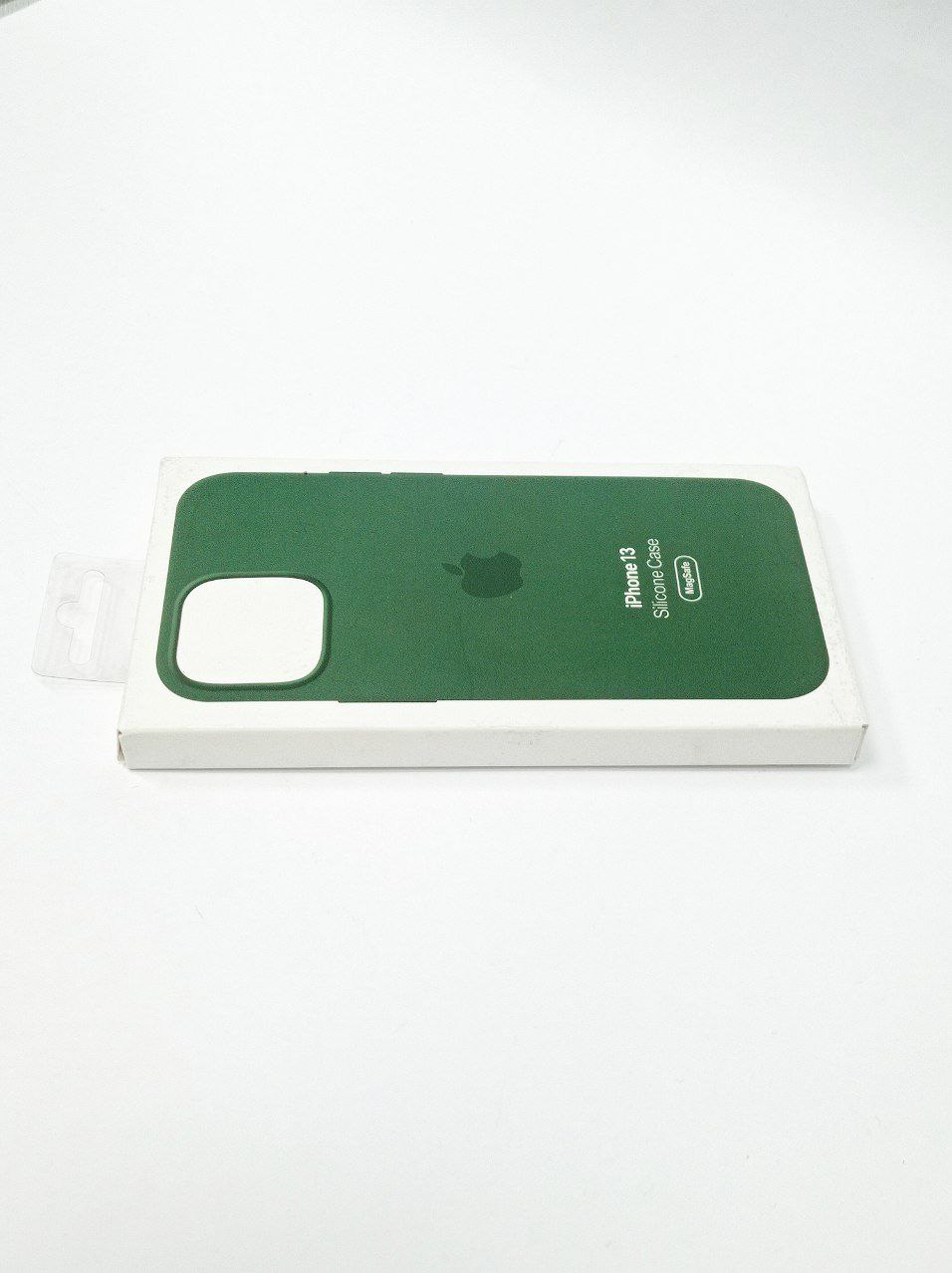 Силиконовый чехол Magsafe. IPhone 13