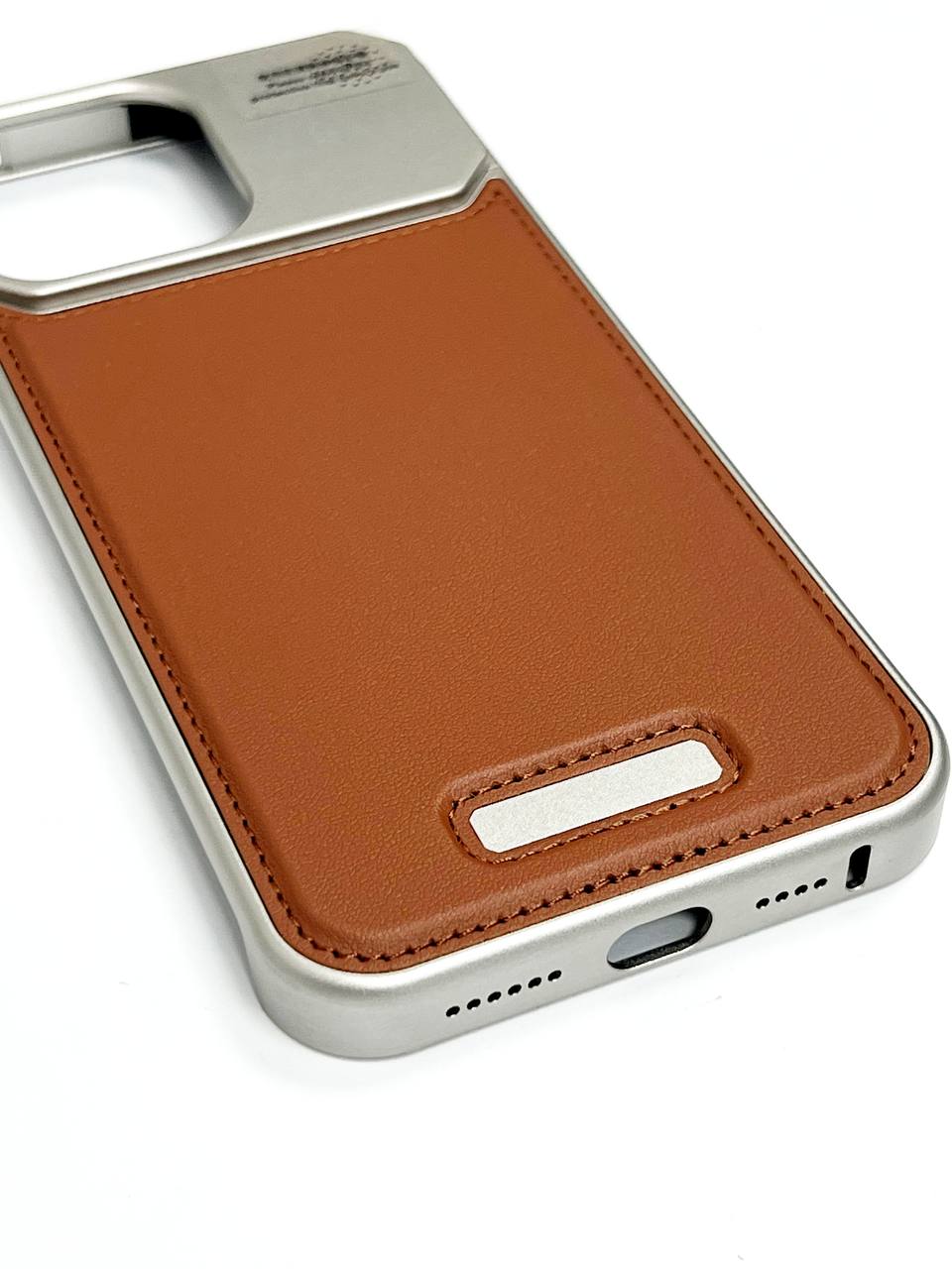 Чехол металлический IP 16 Pro Max