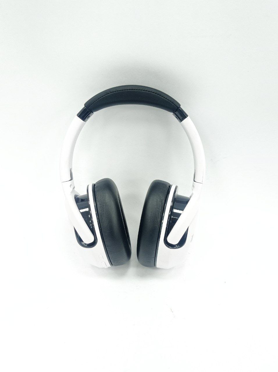 Наушники JBL Tour ONM2