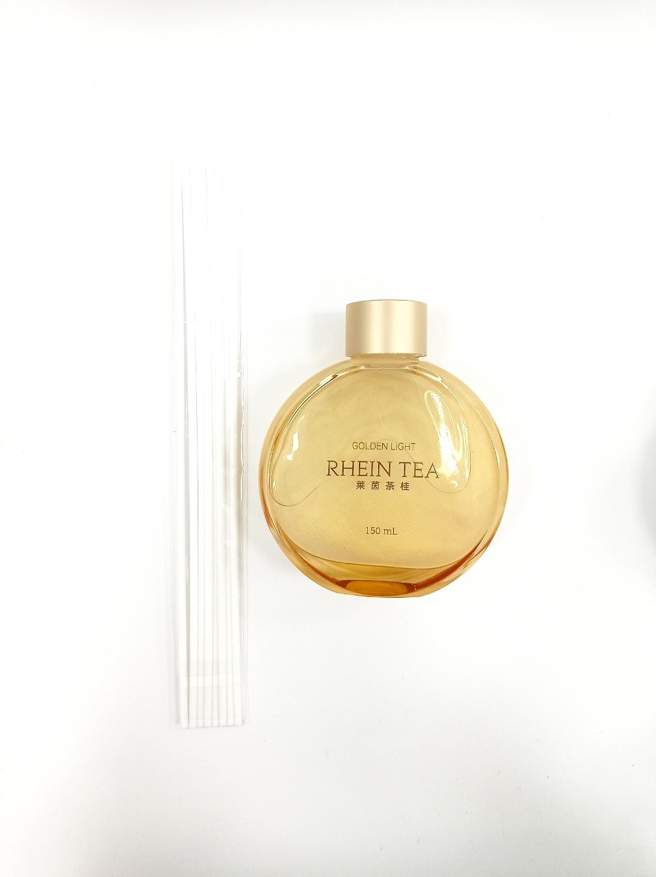 Аромадифузор Airguard 150 ml Golden Light Рейнский чай с корицей ( содержит перламутровый песок )