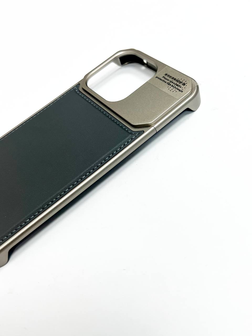 Чехол металлический IP 16 Pro 